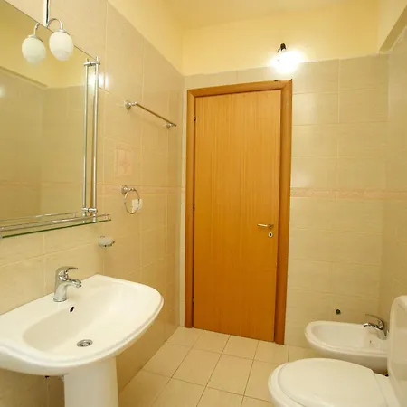 Apartment Fm 3
