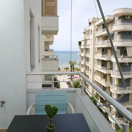 Fm 3 Apartment *