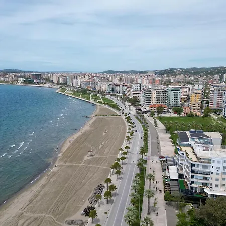 Apartment Fm 3 *